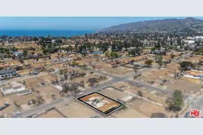 750 Toyopa Dr, Pacific Palisades, CA 90272 - Photo 1