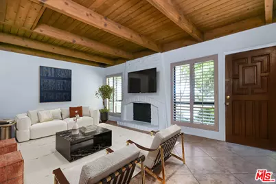 10126 Reseda Blvd #112, Northridge, CA 91324 - Photo 1