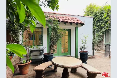 10563 Wellworth Ave, Los Angeles, CA 90024 - Photo 1