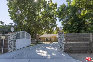 7225 Forbes Ave, Lake Balboa, CA 91406 - Photo 1