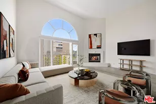 435 Arnaz Dr, Los Angeles, CA 90048 - Photo 1