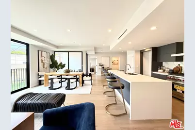 1017 N Croft Ave #303, Los Angeles, CA 90069 - Photo 1