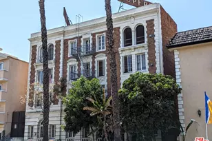 335 S Berendo St, Los Angeles, CA 90020 - Photo 1