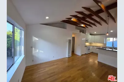 1029 Pleasantview Ave #3, Venice, CA 90291 - Photo 1