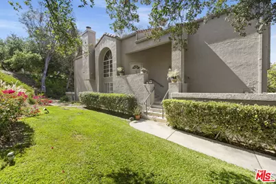 22210 Wildwood Pl, Chatsworth, CA 91311 - Photo 1