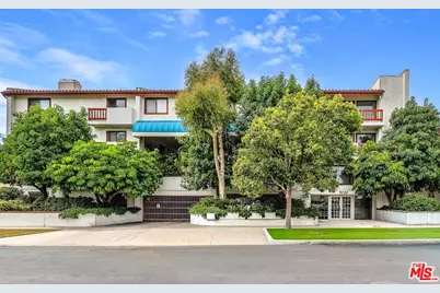 9737 Charnock Ave #4, Los Angeles, CA 90034 - Photo 1