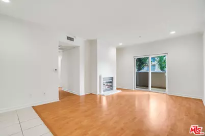 2335 S Bentley Ave, Los Angeles, CA 90064 - Photo 1