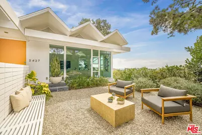 2427 Solar Dr, Los Angeles, CA 90046 - Photo 1