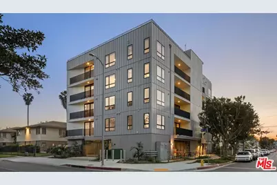 4506 Dockweiler #202, Los Angeles, CA 90019 - Photo 1