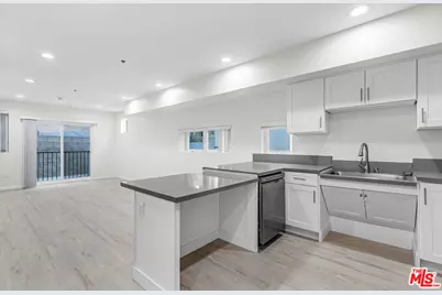 1409 N Hobart Blvd ##105, Los Angeles, CA 90027 - Photo 1