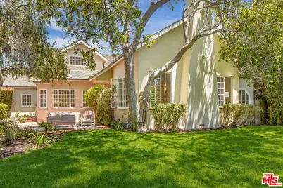 704 Georgina Ave, Santa Monica, CA 90402 - Photo 1