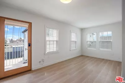 5018 S Harvard Blvd, Los Angeles, CA 90062 - Photo 1