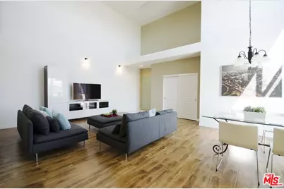 546 N Oxford Ave #303, Los Angeles, CA 90004 - Photo 1