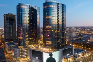 1200 S Figueroa St, Los Angeles, CA 90015 - Photo 1