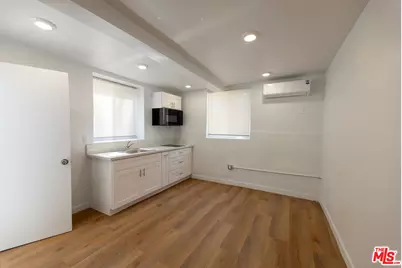 1420 Alvarado Ter #13, Los Angeles, CA 90006 - Photo 1