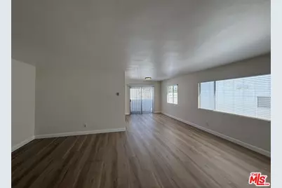 314 S Clark Dr #5, Los Angeles, CA 90048 - Photo 1