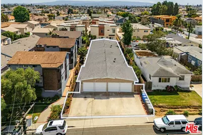 2204 Carnegie Ln, Redondo Beach, CA 90278 - Photo 1