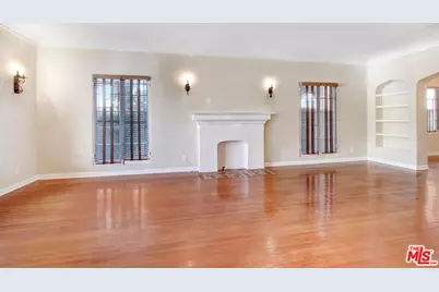 1020 Hi Point St #1020, Los Angeles, CA 90035 - Photo 1