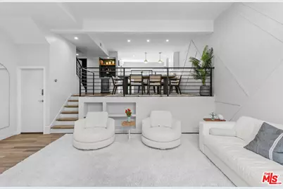 4360 Glencoe Ave #2, Marina del Rey, CA 90292 - Photo 1