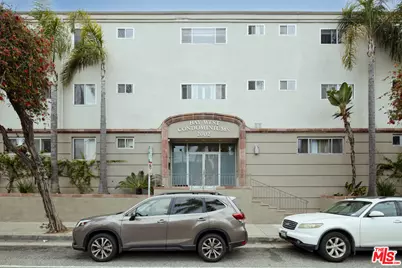 2002 4th St #302, Santa Monica, CA 90405 - Photo 1