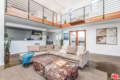 1113 Electric Ave #2, Venice, CA 90291 - Photo 1