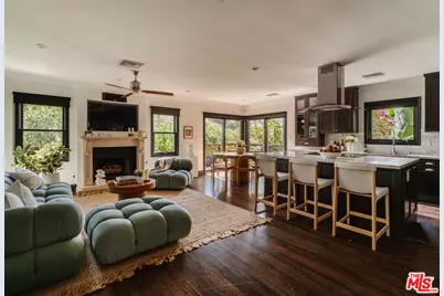 854 Kodak Dr, Los Angeles, CA 90026 - Photo 1