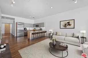 801 S Grand Ave, Los Angeles, CA 90017 - Photo 1