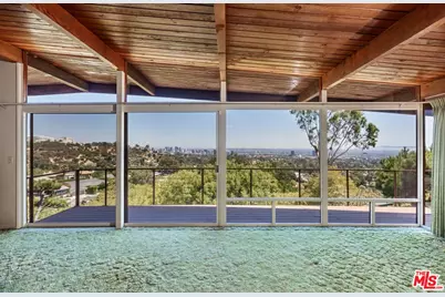 924 Stonehill Ln, Los Angeles, CA 90049 - Photo 1