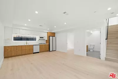 4922 S Centinela Ave #2, Los Angeles, CA 90066 - Photo 1