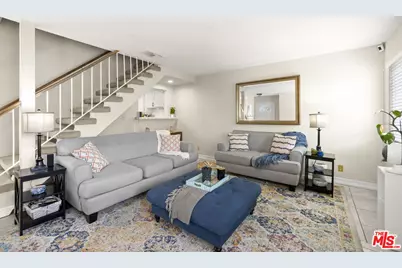 18987 Gault St, Reseda, CA 91335 - Photo 1