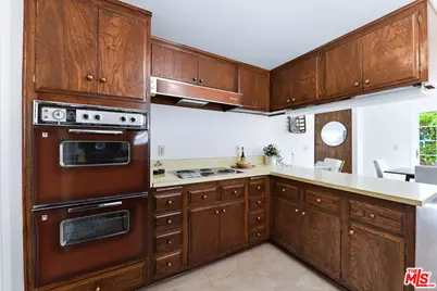 884 Boxthorn Ave, Newbury Park, CA 91320 - Photo 1