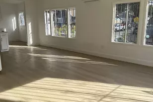 1101 W 40th Pl, Los Angeles, CA 90037 - Photo 1