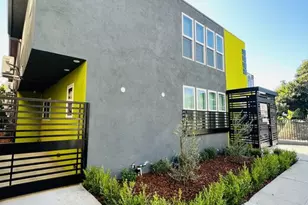 6244 De Longpre Ave, Los Angeles, CA 90028 - Photo 1