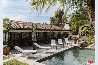 9301 Cherokee Ln, Beverly Hills, CA 90210 - Photo 1