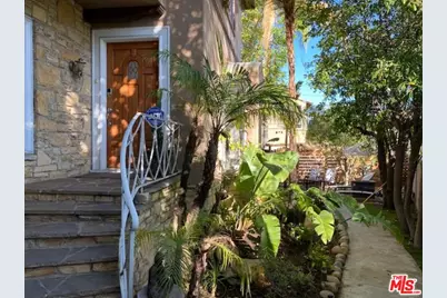 9127 NW Phyllis St, West Hollywood, CA 90069 - Photo 1