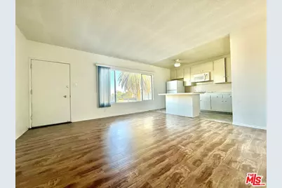 127 Loma Vista St #10, El Segundo, CA 90245 - Photo 1