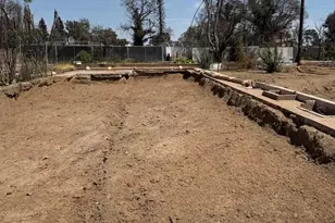 928 Hartzell St, Pacific Palisades, CA 90272 - Photo 1