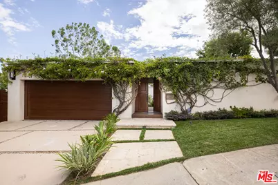 11335 Dona Teresa Dr, Studio City, CA 91604 - Photo 1