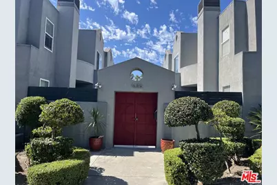 1436 20th St #14, Santa Monica, CA 90404 - Photo 1