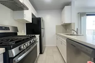 1531 N Detroit St, Los Angeles, CA 90046 - Photo 1