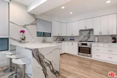 814 Amherst Ave ##103, Los Angeles, CA 90049 - Photo 1