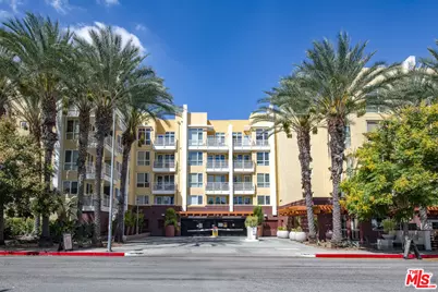 21301 Erwin St #340, Woodland Hills, CA 91367 - Photo 1