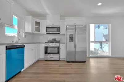 1013 N Wilton Pl #1/2, Los Angeles, CA 90038 - Photo 1