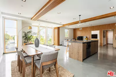 547 N Sweetzer Ave #102, West Hollywood, CA 90048 - Photo 1