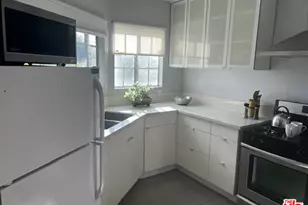 1770 Hauser Blvd, Los Angeles, CA 90019 - Photo 1