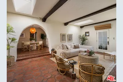 1012 Superba Ave, Venice, CA 90291 - Photo 1