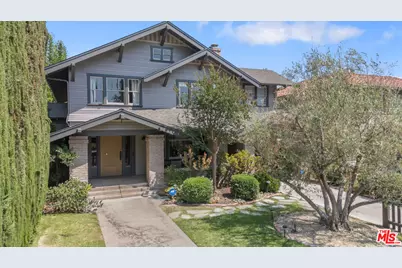 676 S Bronson Ave, Los Angeles, CA 90005 - Photo 1