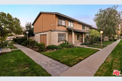 18933 Kittridge St #63, Reseda, CA 91335 - Photo 1