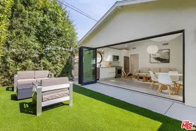 12745 Bloomfield St, Studio City, CA 91604 - Photo 1