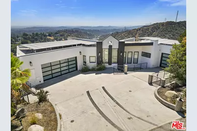 1562 Glen Oaks Blvd, Pasadena, CA 91105 - Photo 1